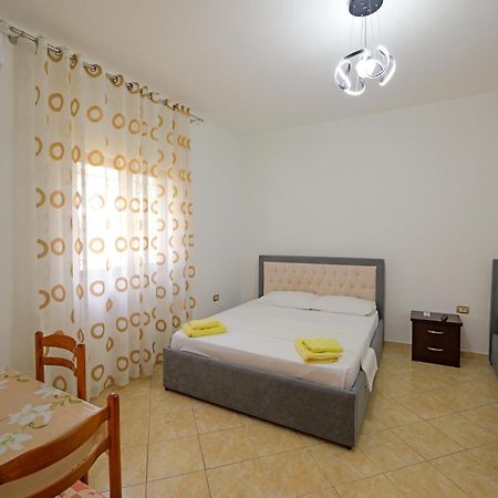 Brahimi Guest House Ksamil Zewnętrze zdjęcie