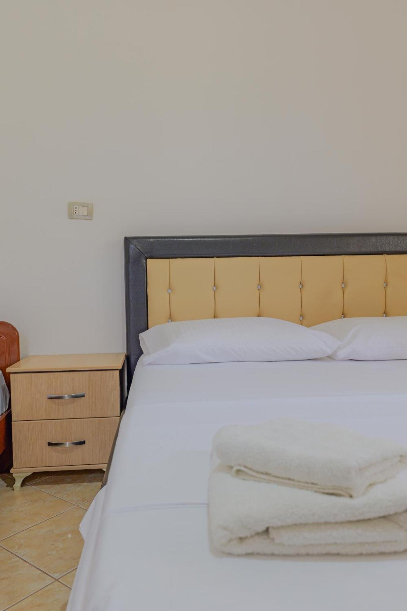 Brahimi Guest House Ksamil Zewnętrze zdjęcie