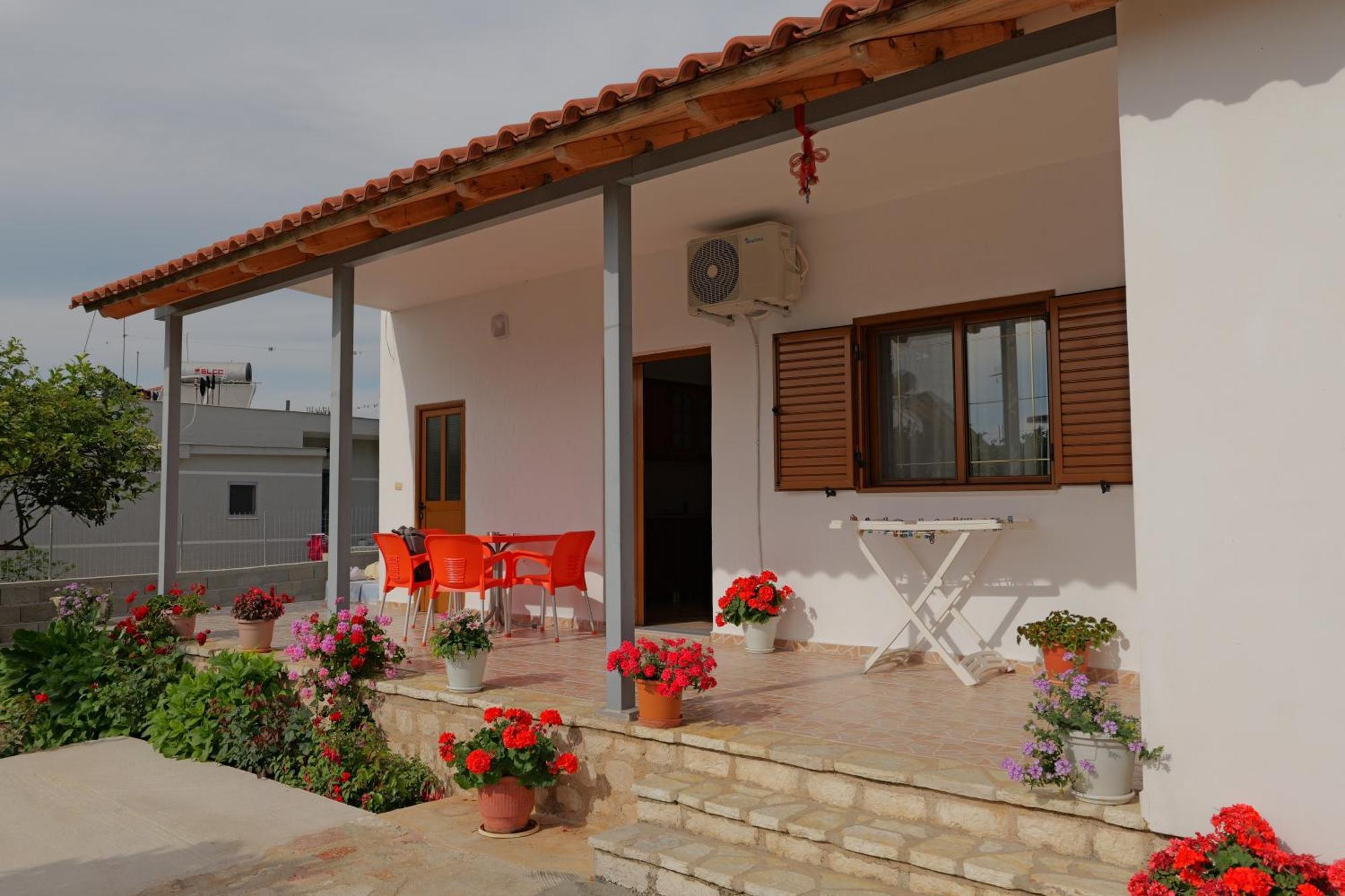 Brahimi Guest House Ksamil Zewnętrze zdjęcie