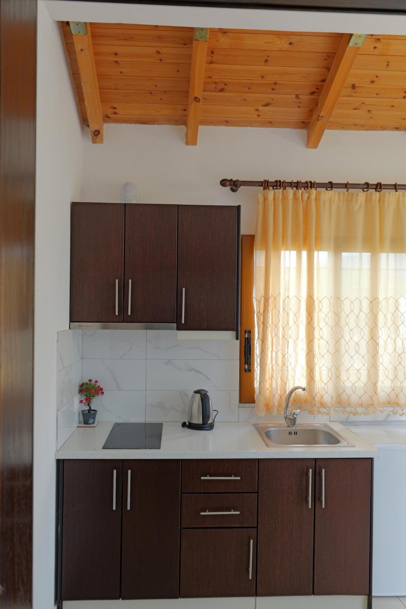 Brahimi Guest House Ksamil Zewnętrze zdjęcie