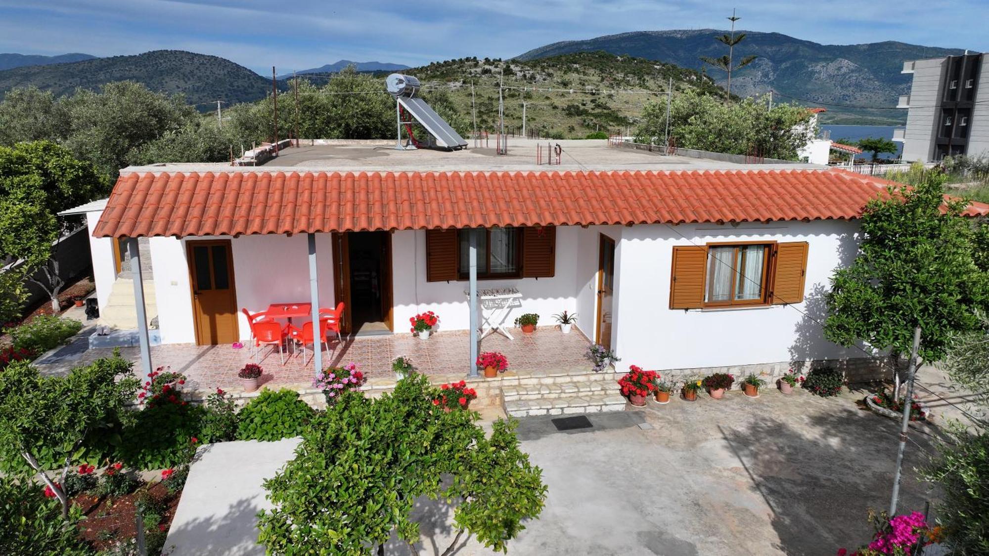 Brahimi Guest House Ksamil Zewnętrze zdjęcie