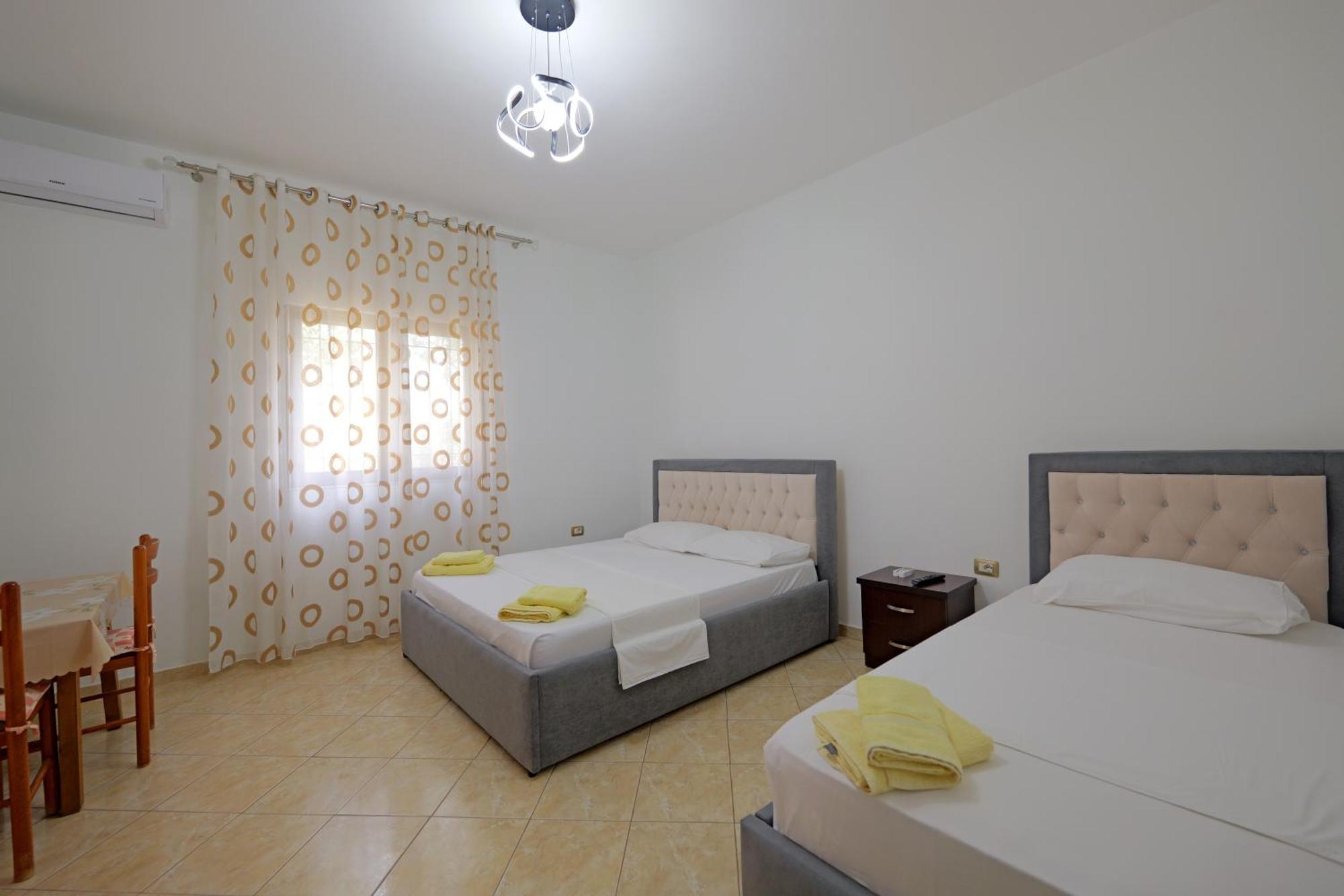 Brahimi Guest House Ksamil Zewnętrze zdjęcie