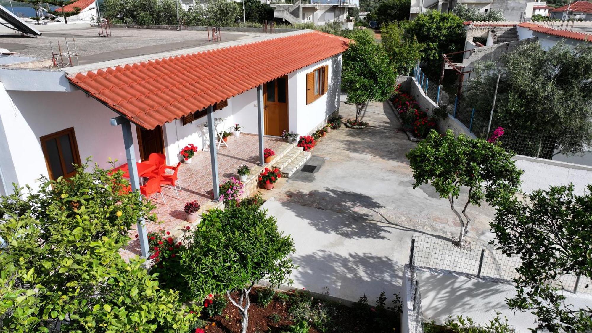 Brahimi Guest House Ksamil Zewnętrze zdjęcie